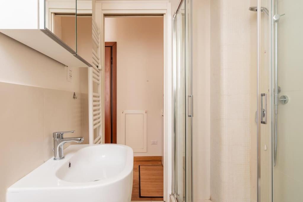 Studio Apartment Brera Mailand Exterior foto